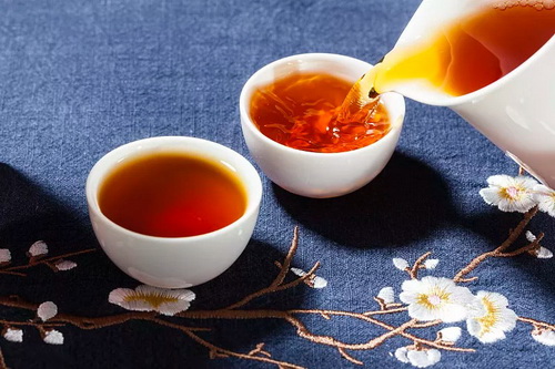 千日红花茶的功效与作用_千日红花茶的功效与作用是什么