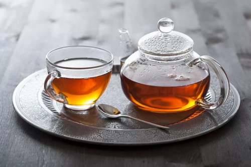 红茶不适合什么人_古树红茶有生的茶叶
