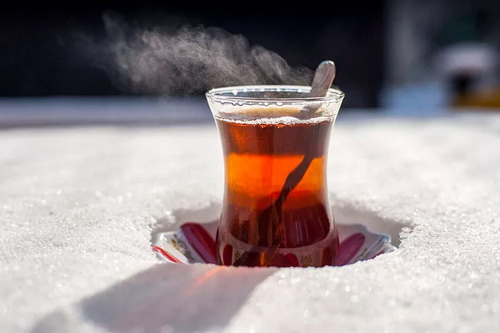 白茶收藏需注意的问题_冲泡白茶的水温应该是多少