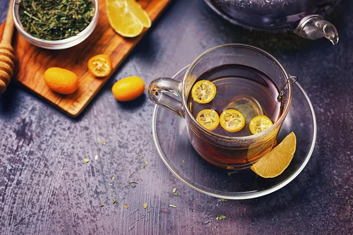 喝红茶胃胀怎么办_胃胀胃酸可以喝普洱茶吗