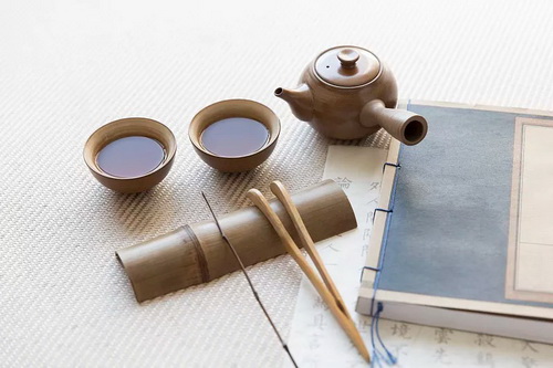红茶绿茶泡茶步骤_祁门红茶制作需要多长时间