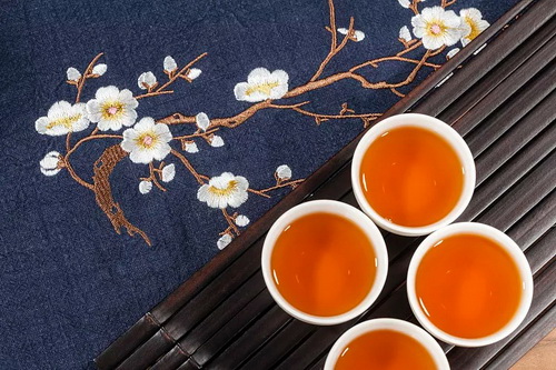 云南省红茶极品滇红_滇红茶的泡法