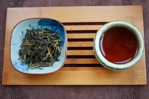 兰花香红茶怎么做_绿茶怎么做冷泡茶
