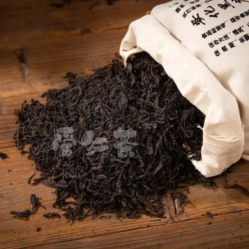 "探究安化黑茶：品质、工艺和鉴别方法"