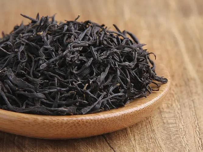 江苏宜兴红茶禁忌:适量饮用，注意搭配和品质