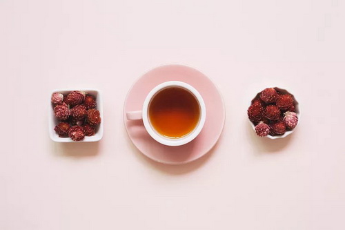 用桃花泡水一次要放几朵_桃花茶的功效和作用